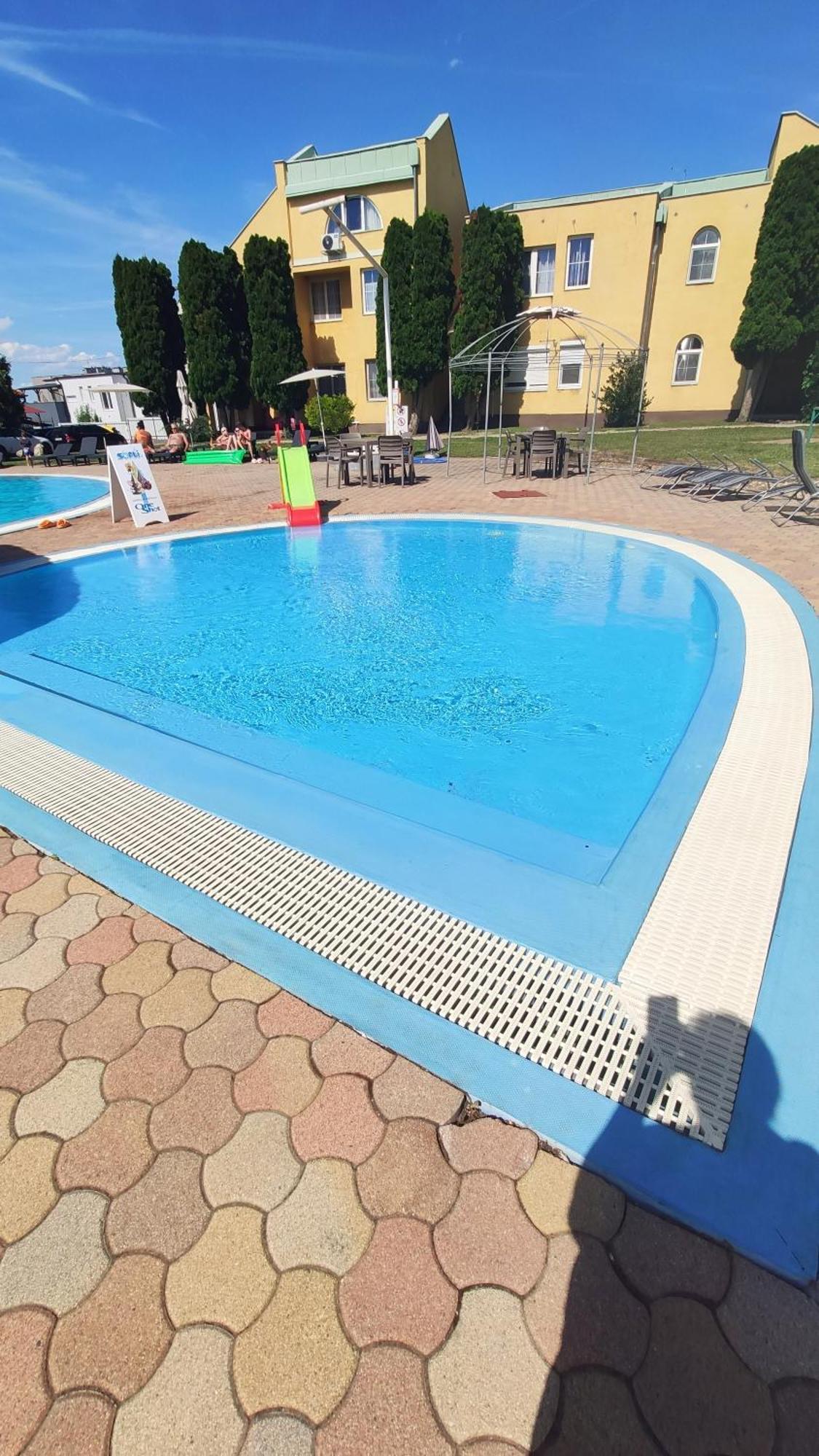 Helena Studio Apartman Siofok Exterior photo